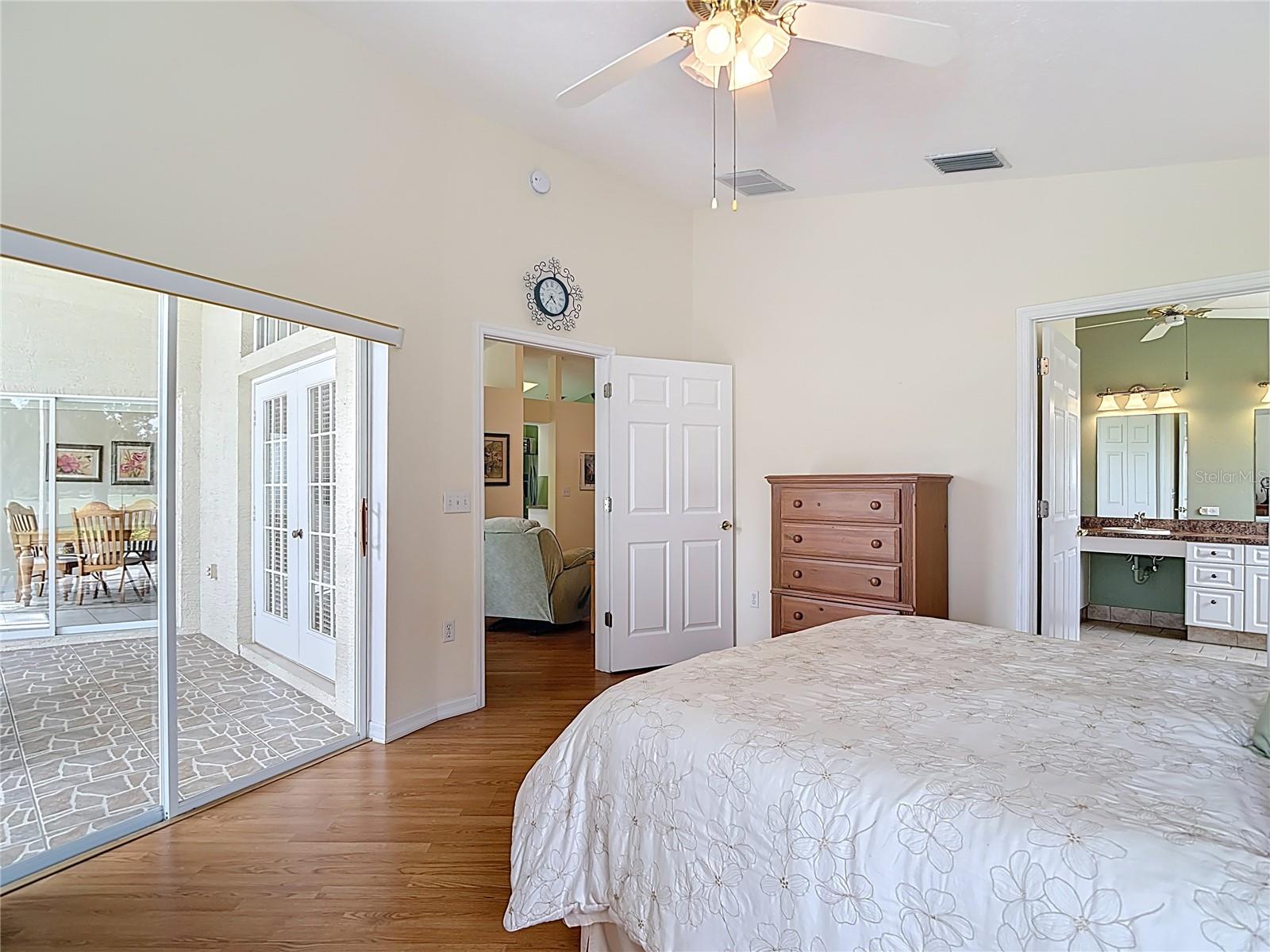 Image 40 of 67 For 13510 Knotty Lane