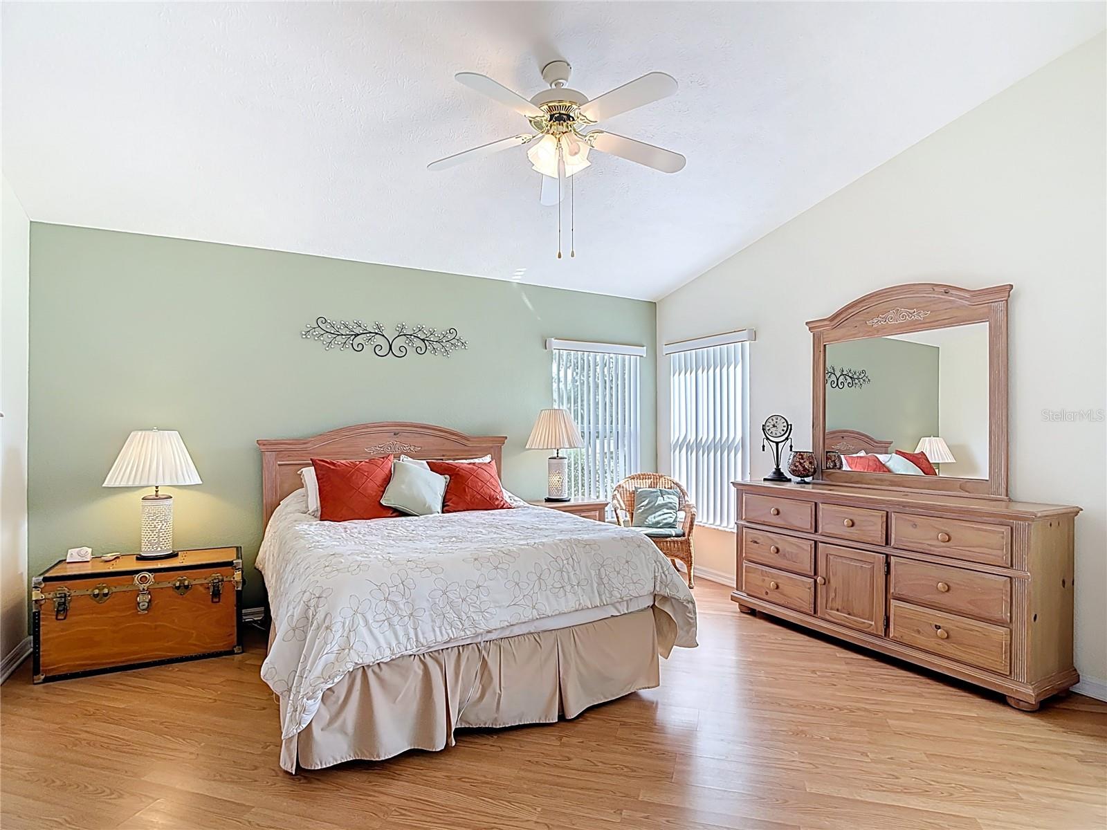 Image 42 of 67 For 13510 Knotty Lane