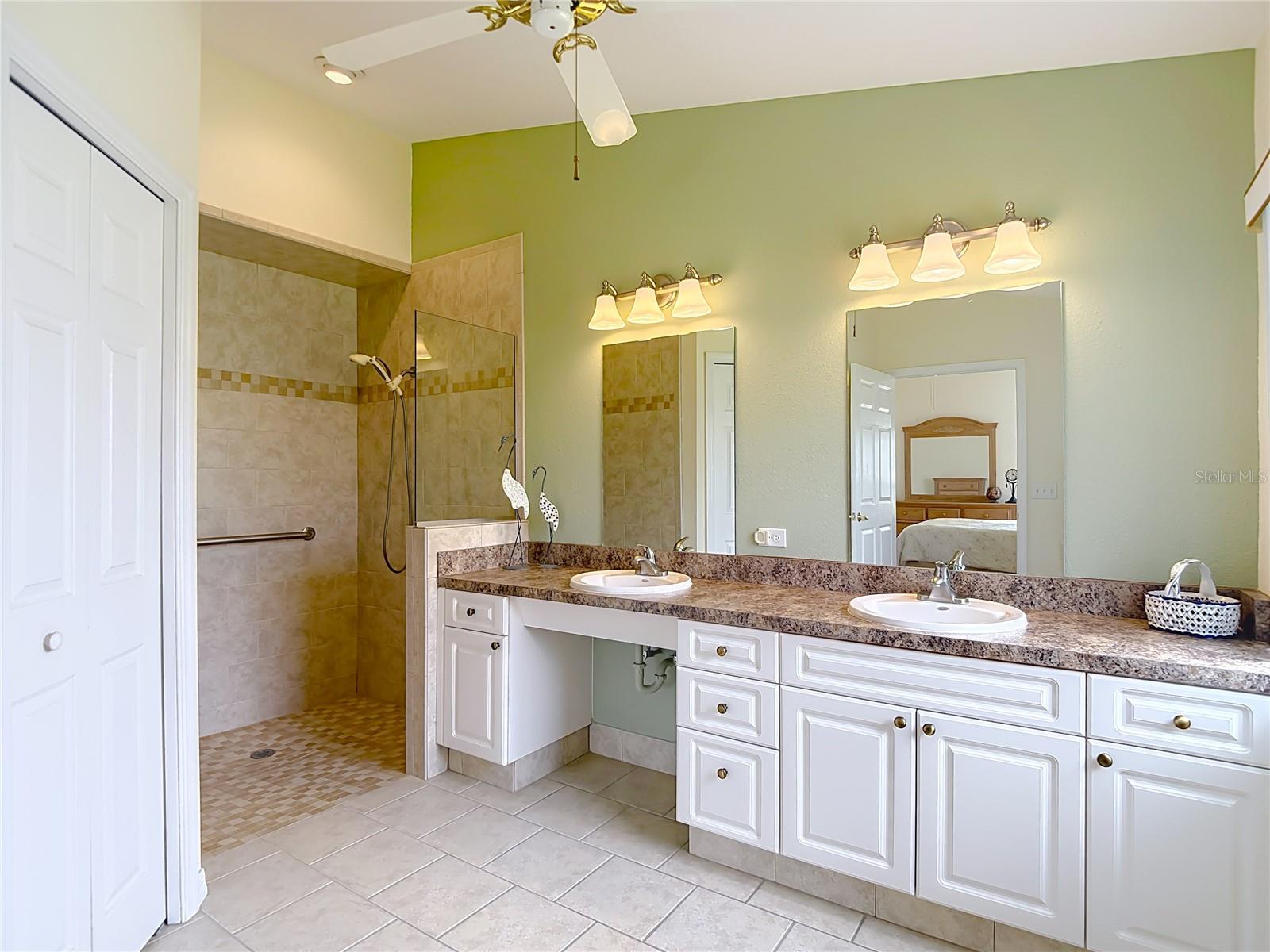 Image 45 of 67 For 13510 Knotty Lane