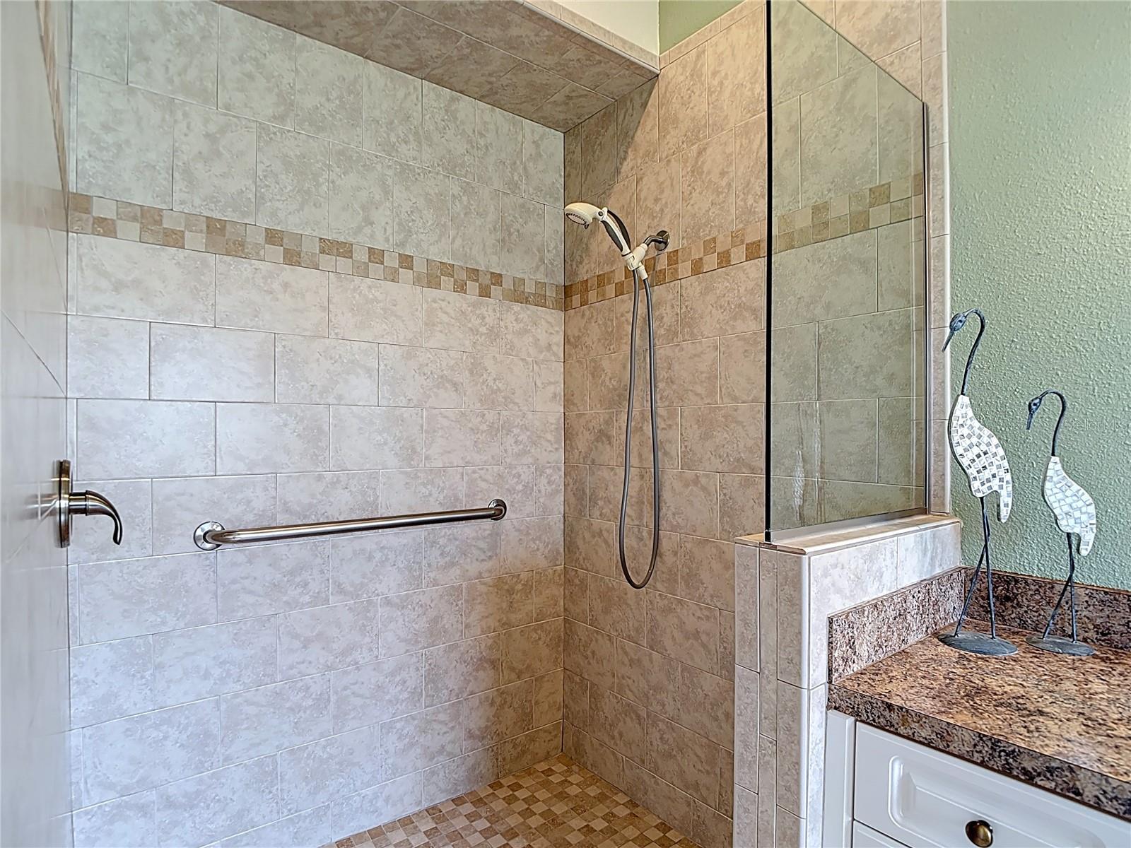Image 46 of 67 For 13510 Knotty Lane