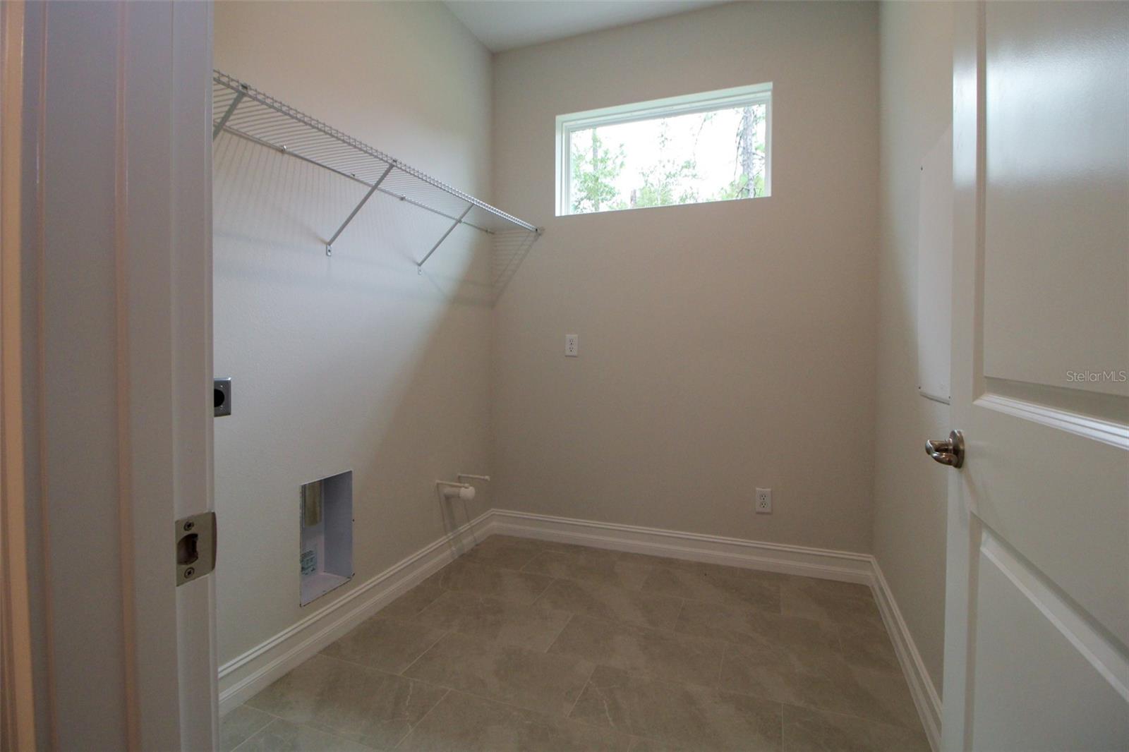Image 10 of 33 For 159 Kinglet Avenue