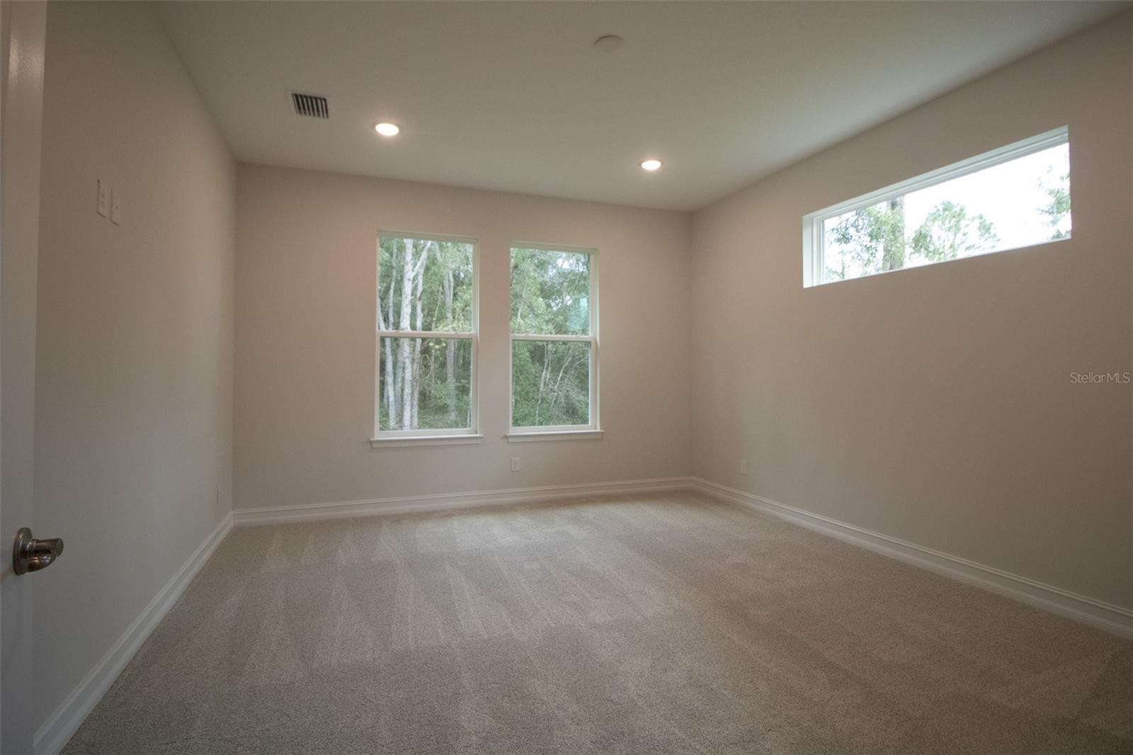 Image 19 of 33 For 159 Kinglet Avenue