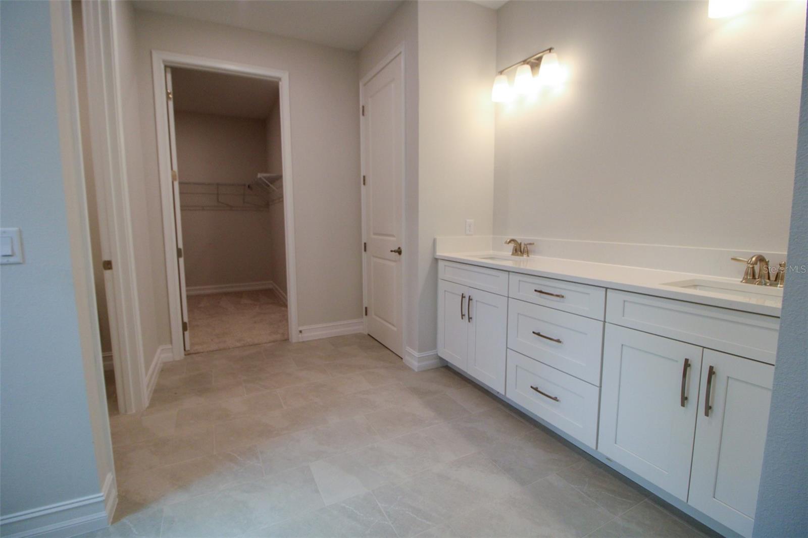 Image 21 of 33 For 159 Kinglet Avenue