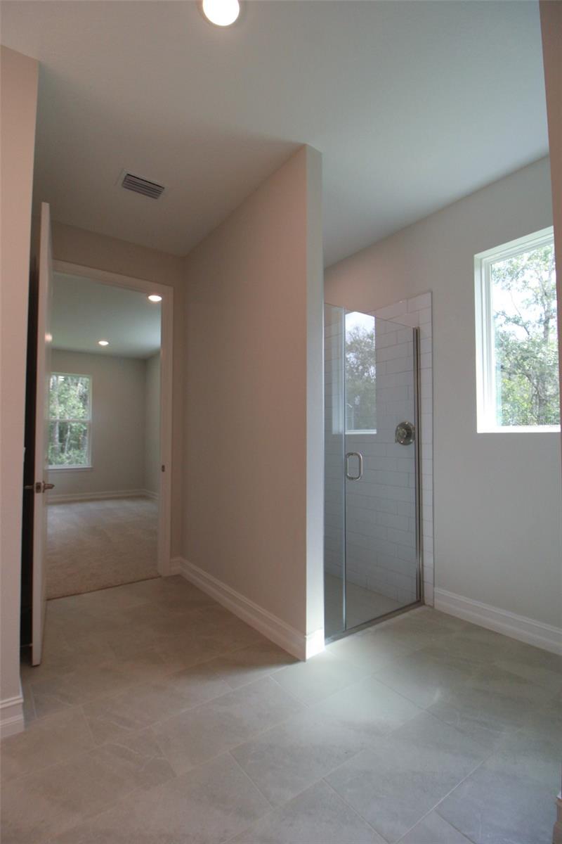 Image 22 of 33 For 159 Kinglet Avenue