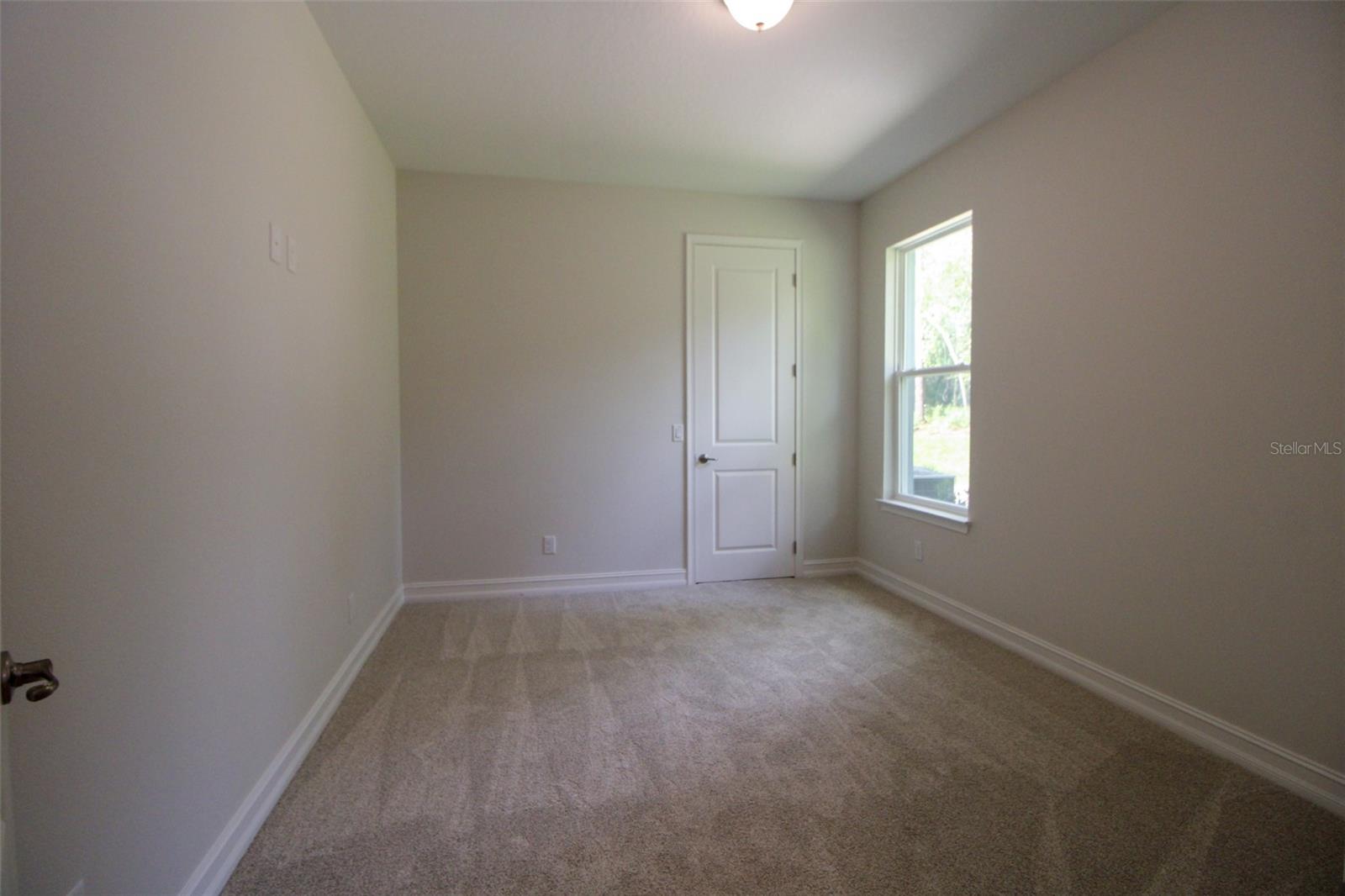 Image 28 of 33 For 159 Kinglet Avenue