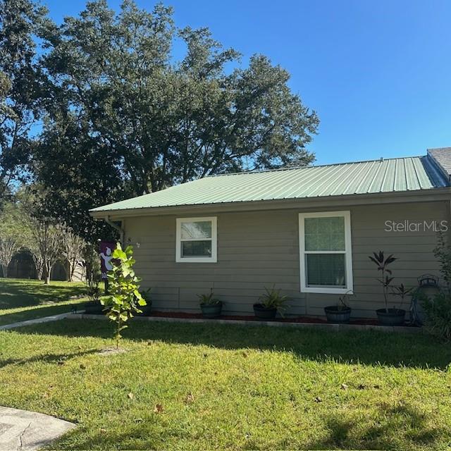 Image 2 of 15 For 839 Village Drive