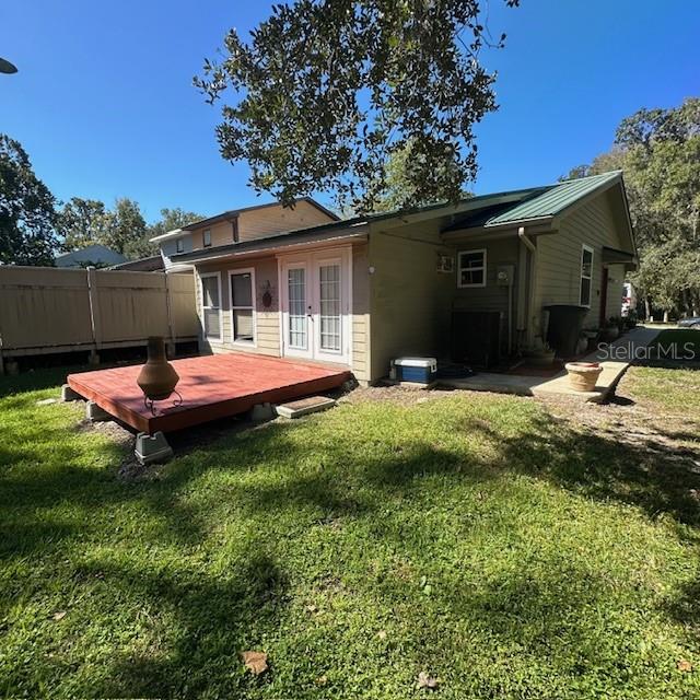 Image 3 of 15 For 839 Village Drive