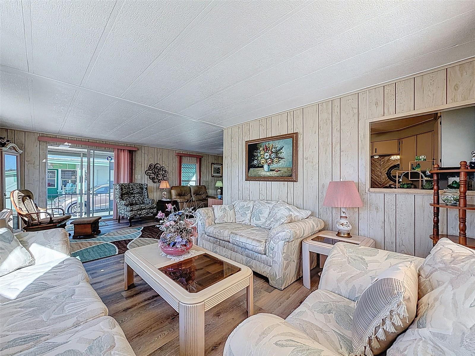 Image 13 of 58 For 7411 Osage Drive