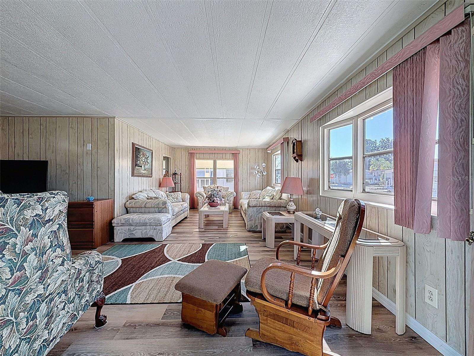 Image 16 of 58 For 7411 Osage Drive