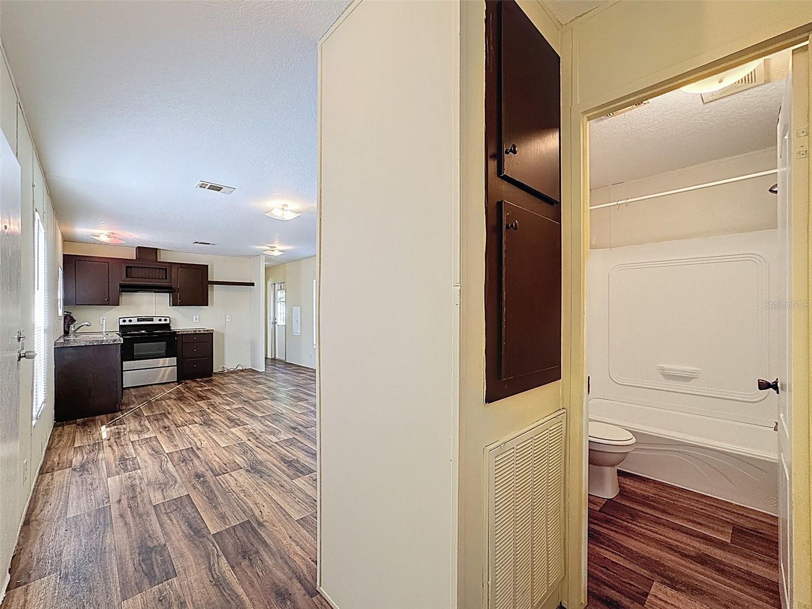 Image 19 of 50 For 13305 Miami Street