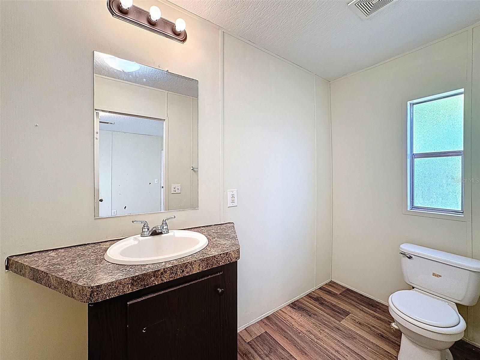 Image 22 of 50 For 13305 Miami Street