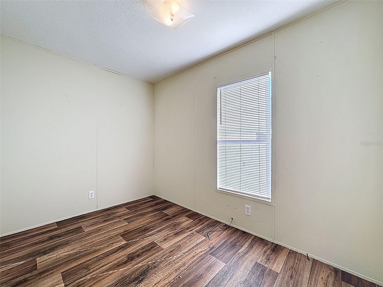 Image 30 of 50 For 13305 Miami Street