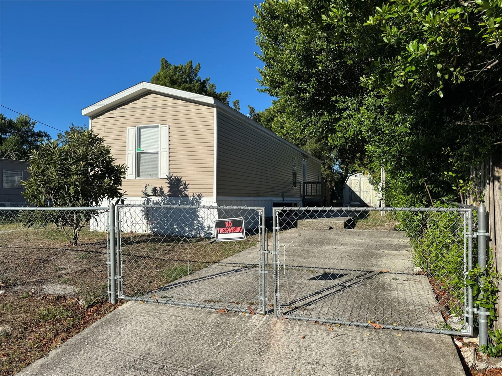 Image 37 of 50 For 13305 Miami Street