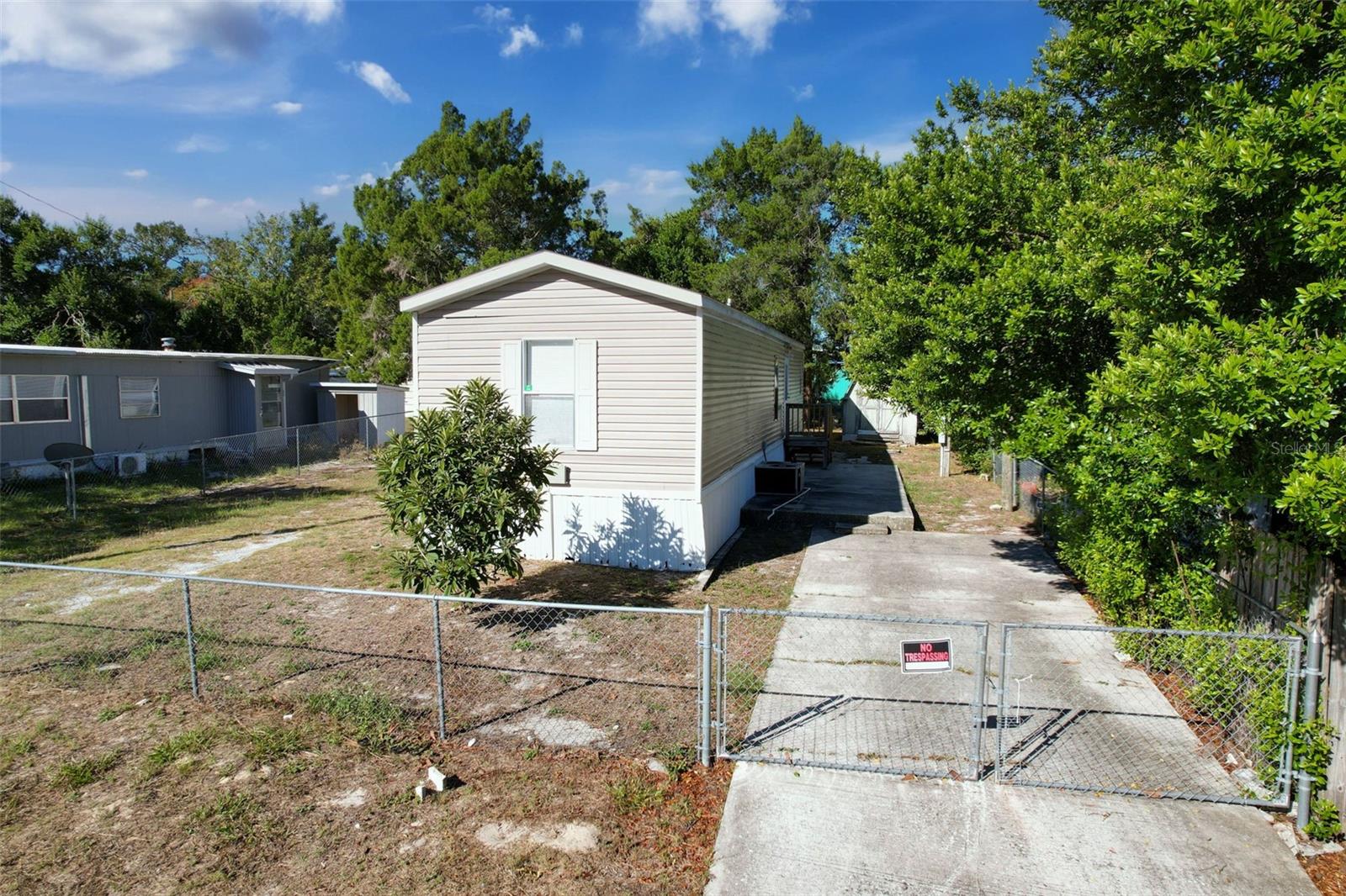 Image 6 of 50 For 13305 Miami Street