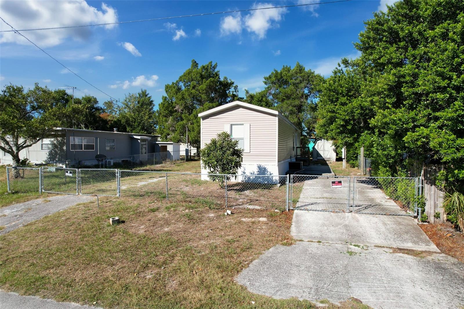 Image 7 of 50 For 13305 Miami Street