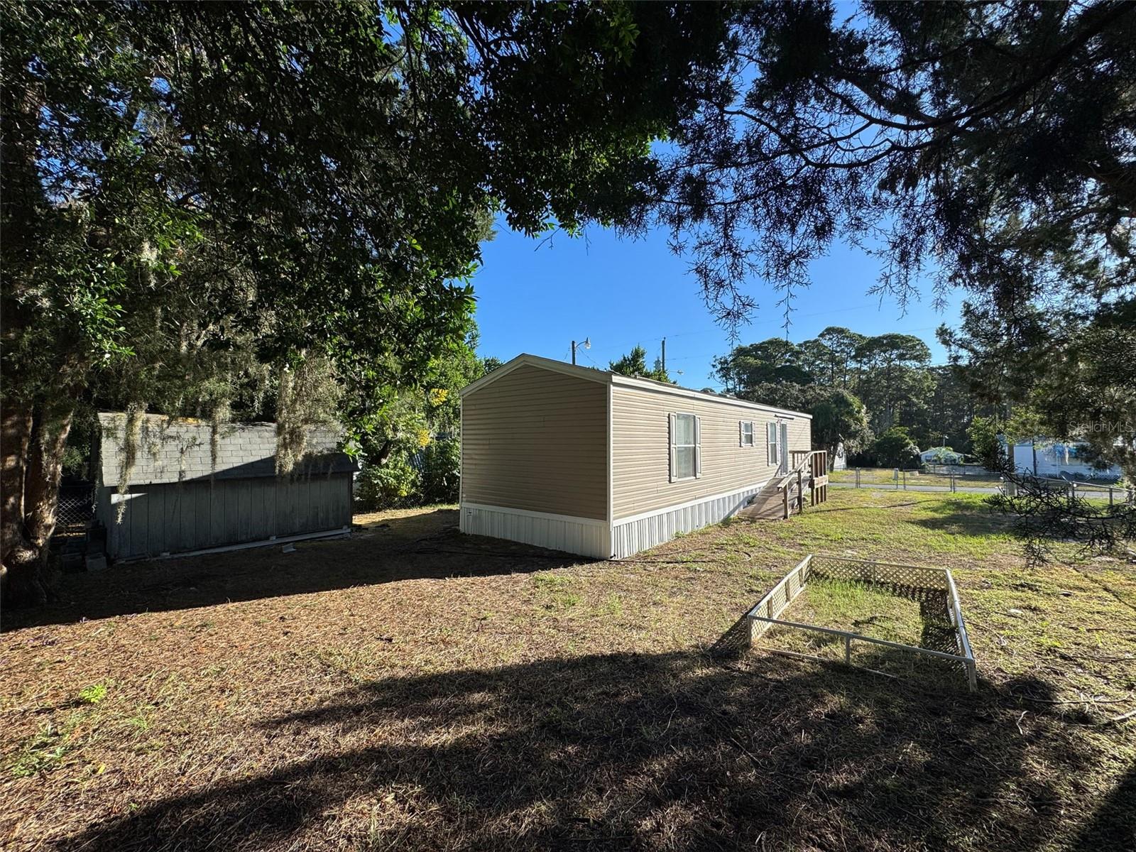 Image 8 of 50 For 13305 Miami Street