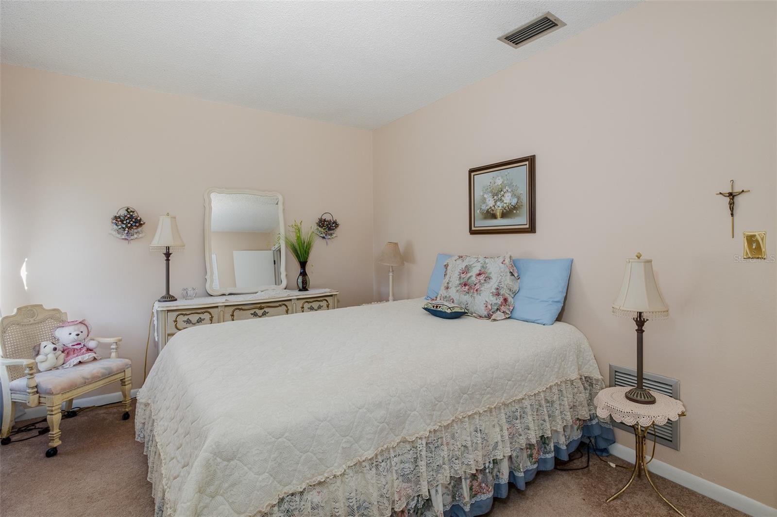 Image 12 of 46 For 8015 San Fernando Drive