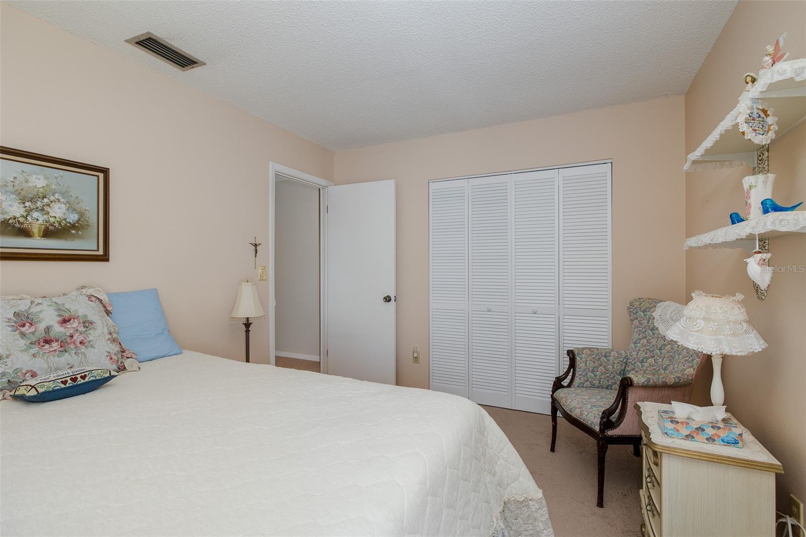 Image 13 of 46 For 8015 San Fernando Drive