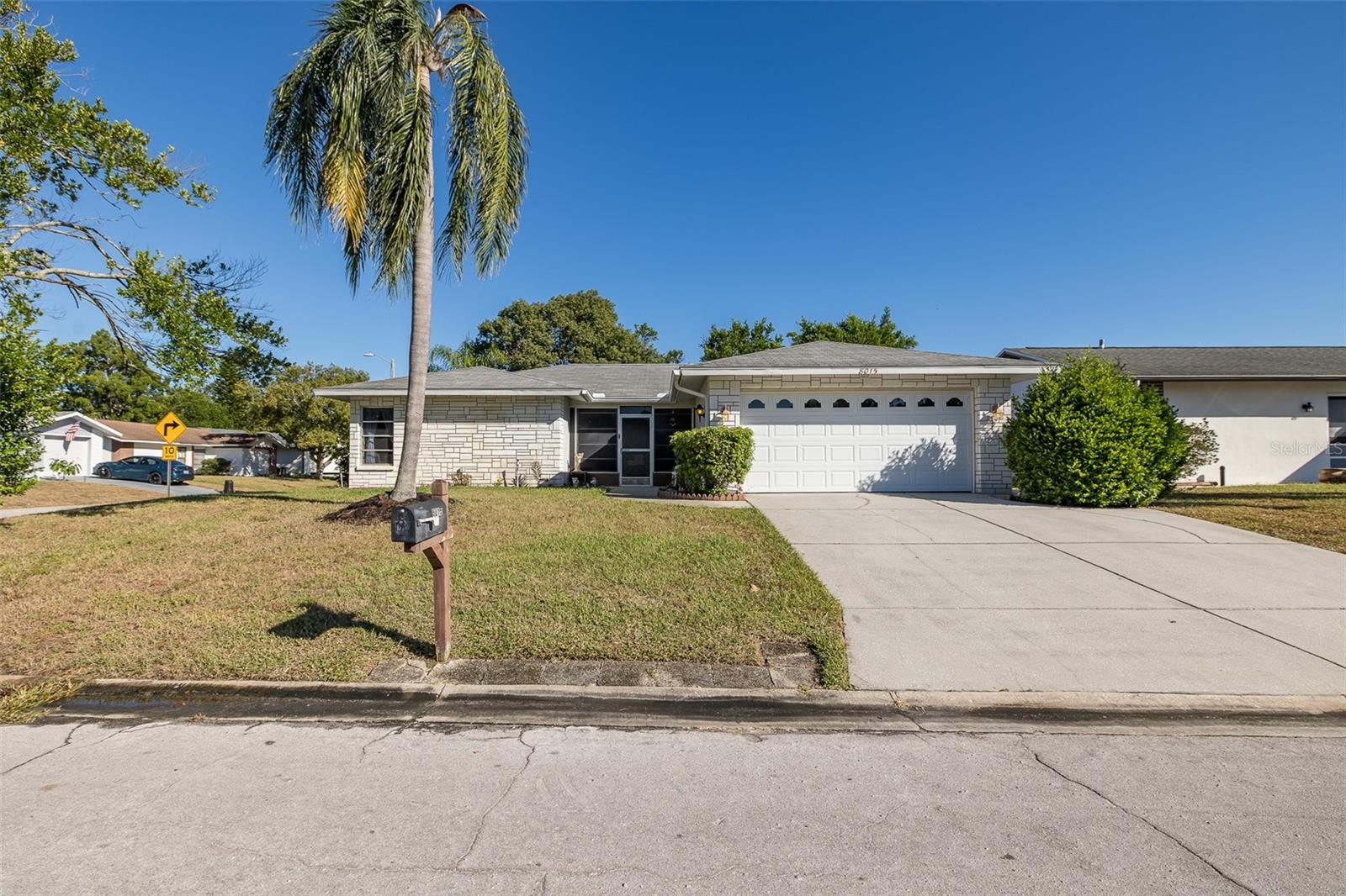 Image 6 of 46 For 8015 San Fernando Drive