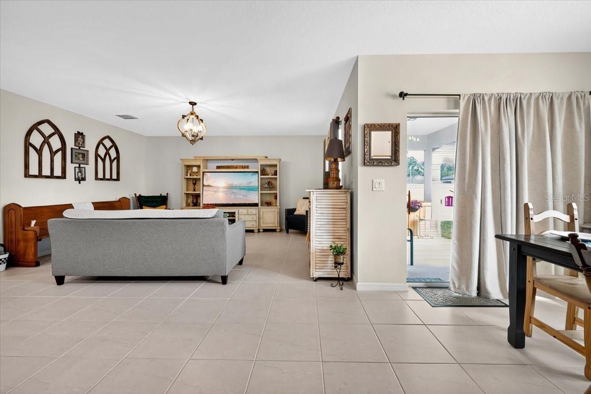 Image 12 of 43 For 5461 Keaton Springs Drive