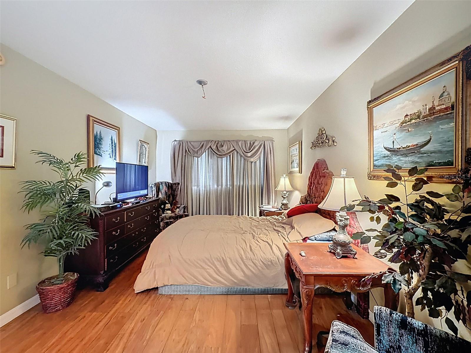 Image 16 of 26 For 7623 Radcliffe Circle A112