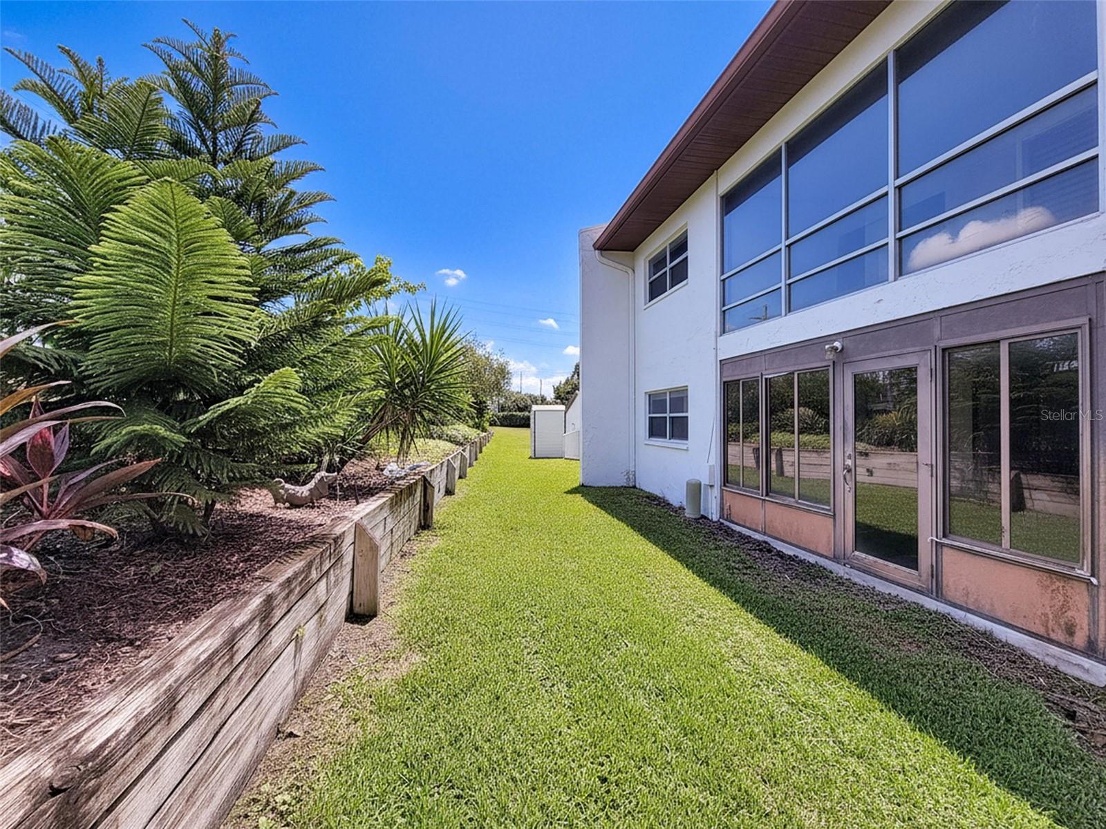 Image 21 of 26 For 7623 Radcliffe Circle A112