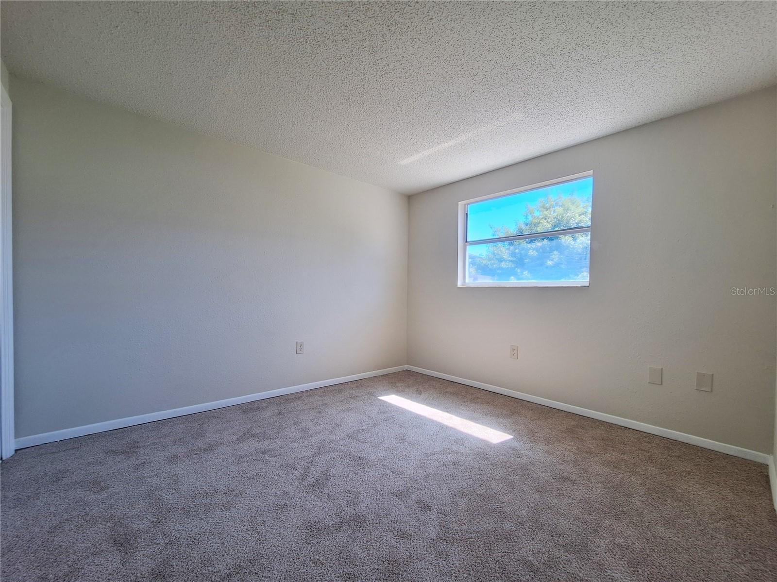 Image 14 of 23 For 6318 Sutherland Avenue