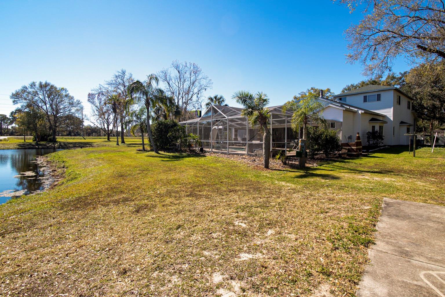 Image 17 of 72 For 9215 Ridge Road