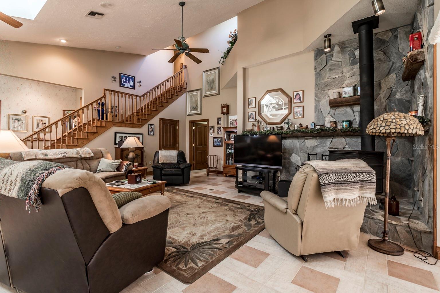 Image 37 of 72 For 9215 Ridge Road