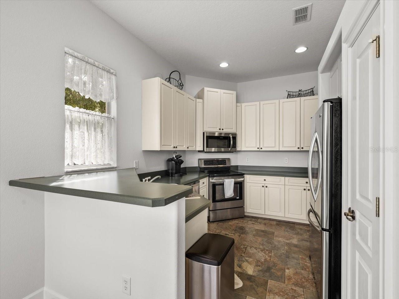 Image 17 of 62 For 9226 Penelope Drive