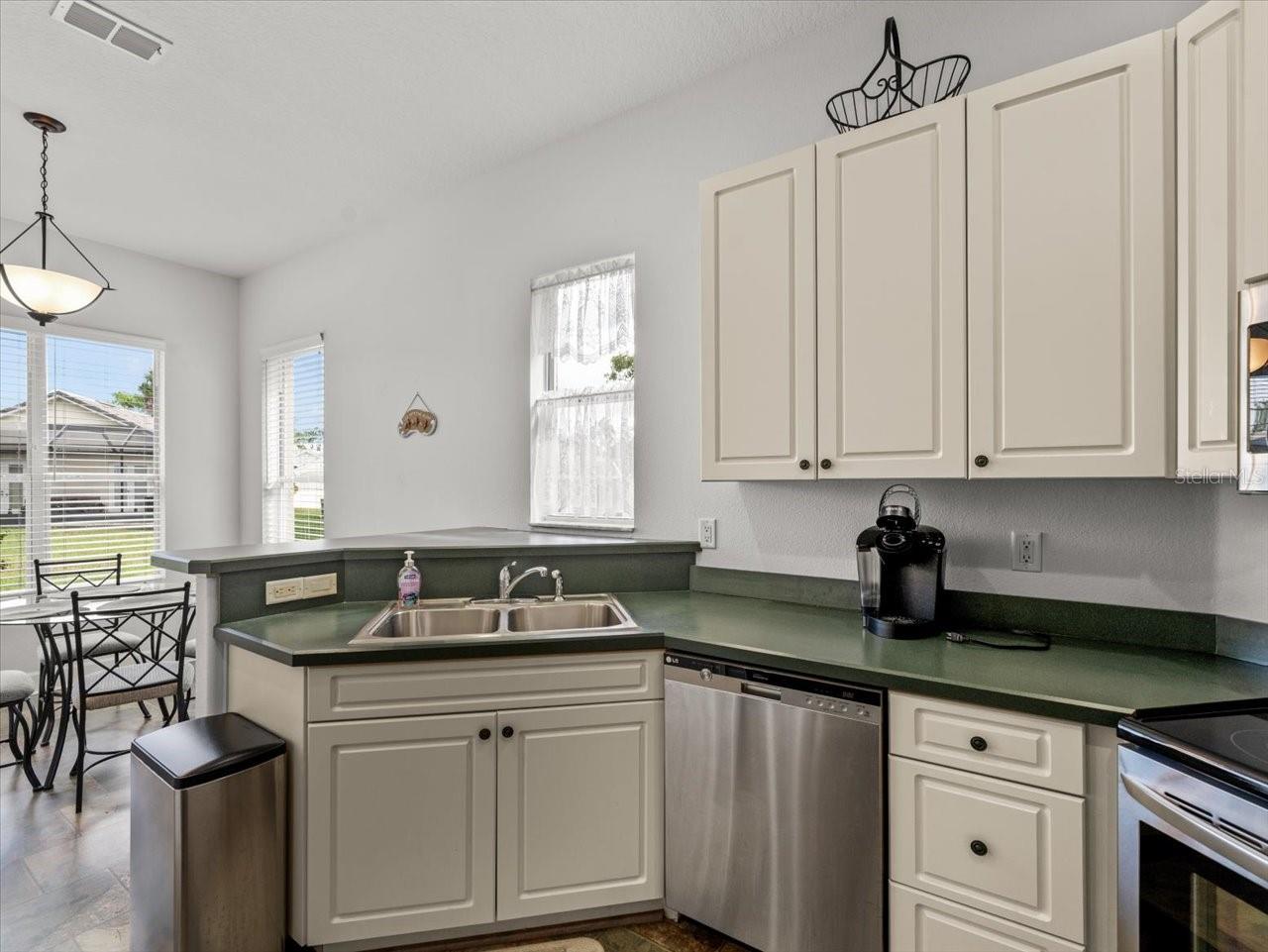 Image 21 of 62 For 9226 Penelope Drive