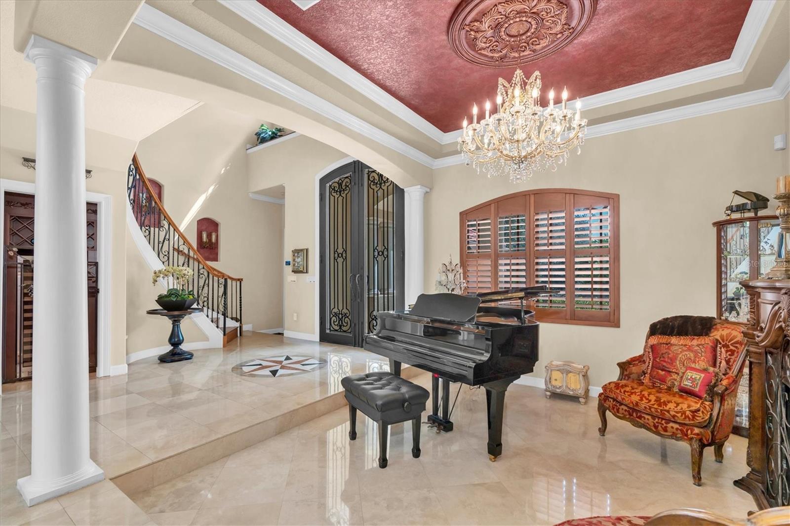 Listing photo id 11 for 2861 Roehampton Close