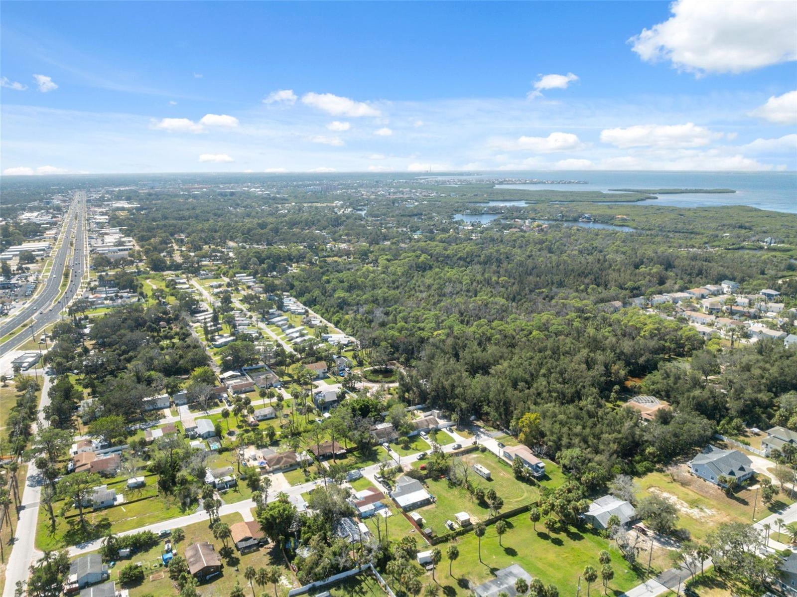 Listing photo id 28 for 5141 Mallett Drive