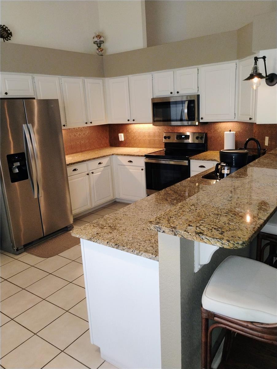 Image 6 of 25 For 411 Glen Abbey Lane
