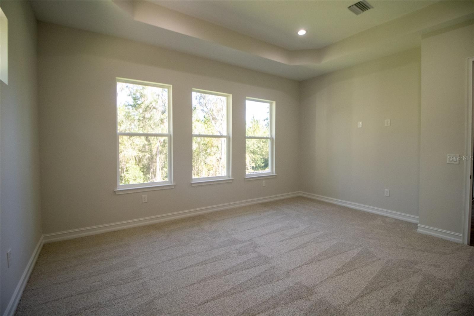 Image 15 of 37 For 6671 Summit View Drive