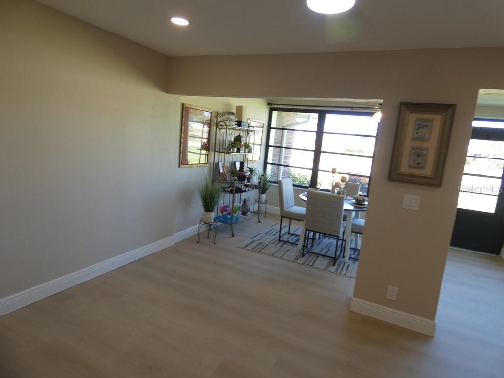 Image 3 of 25 For 2740 Whitebridge Drive A