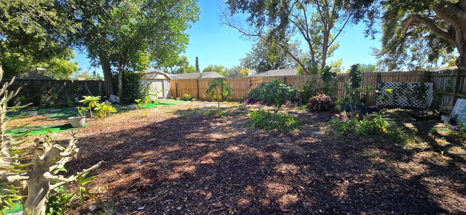 Image 31 of 34 For 7520 Valencia Avenue