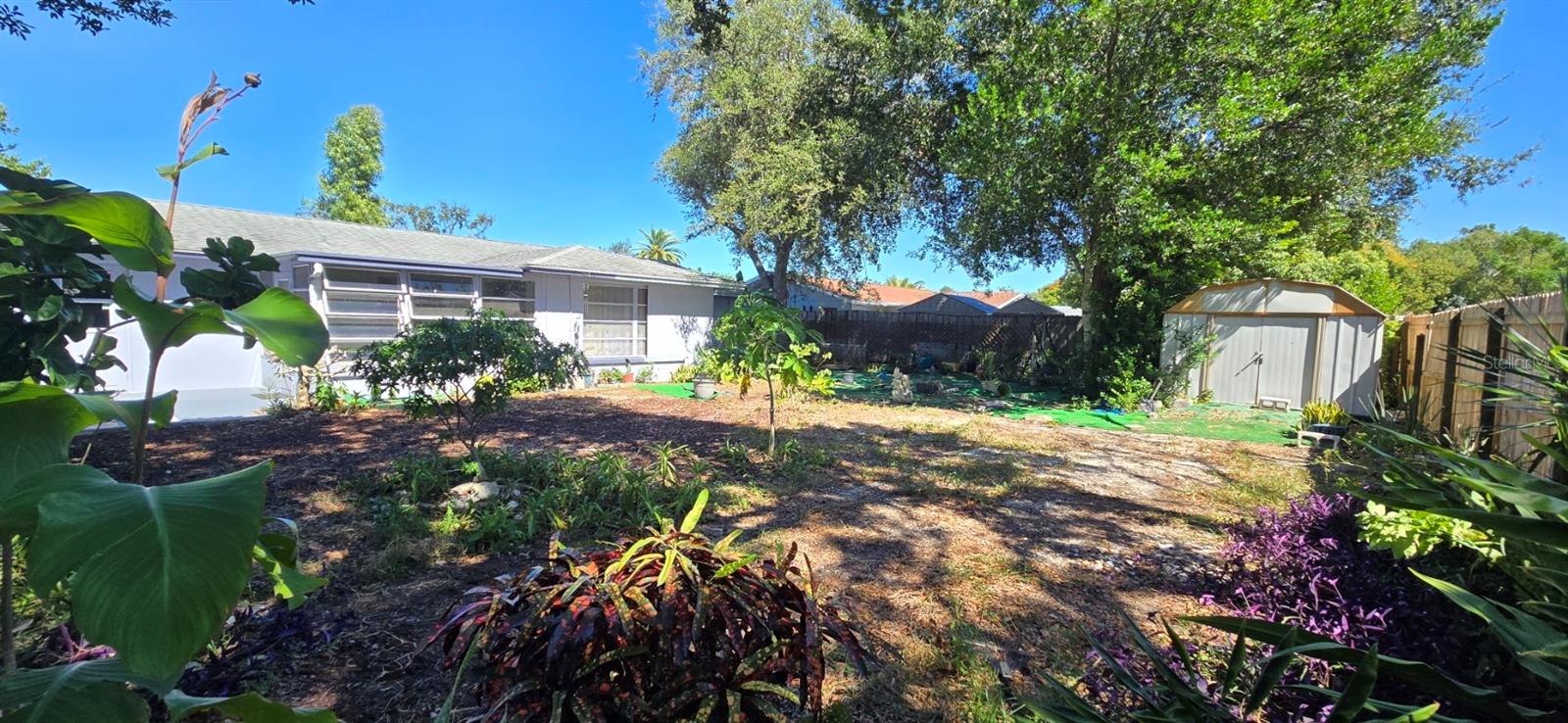 Image 33 of 34 For 7520 Valencia Avenue