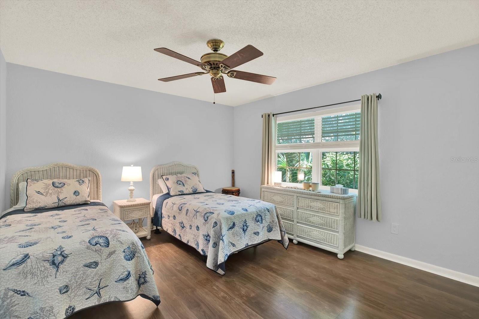 Image 14 of 34 For 5 Balsam Court S