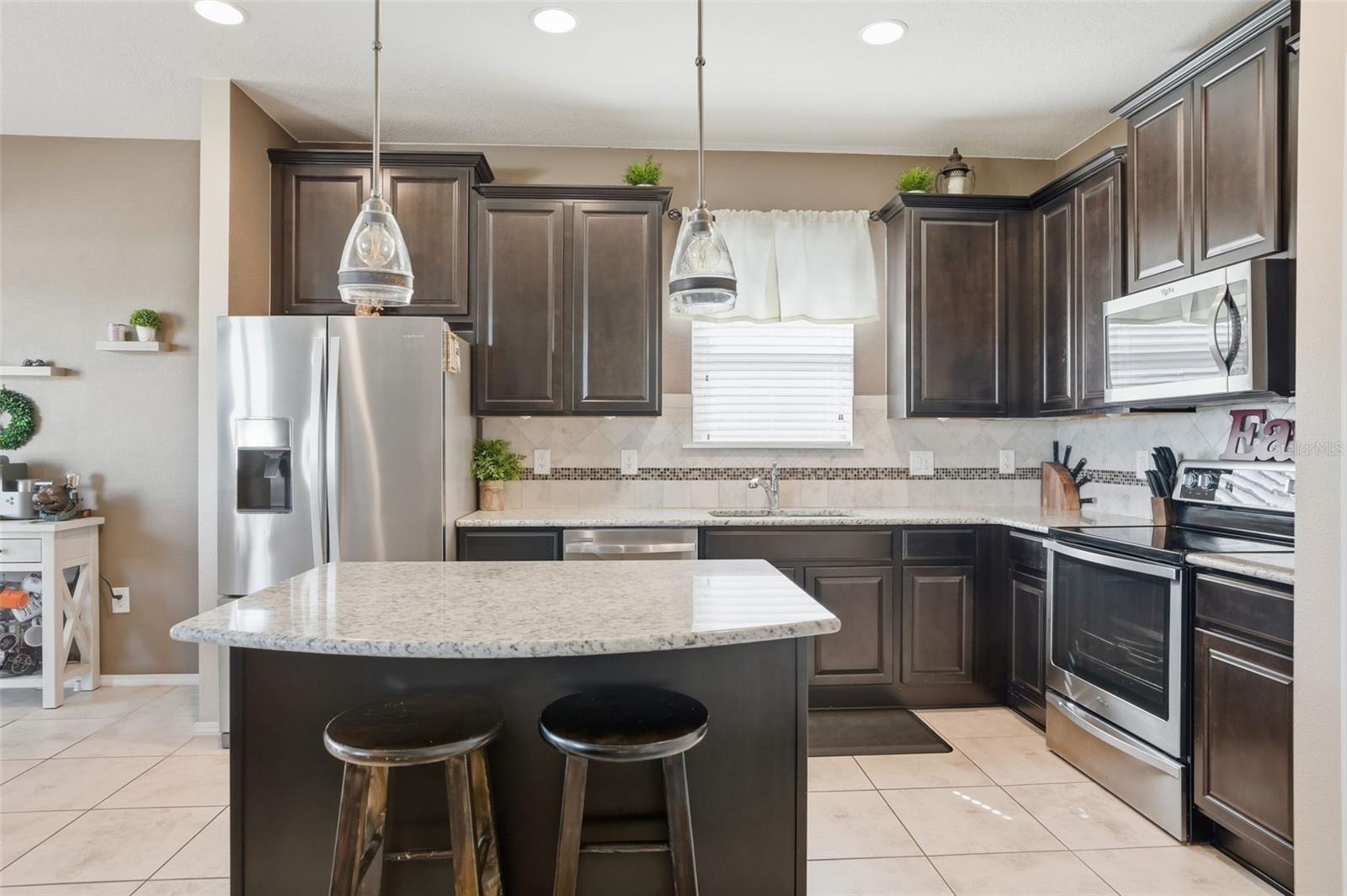 Image 15 of 54 For 988 Scarlet Plume Lane