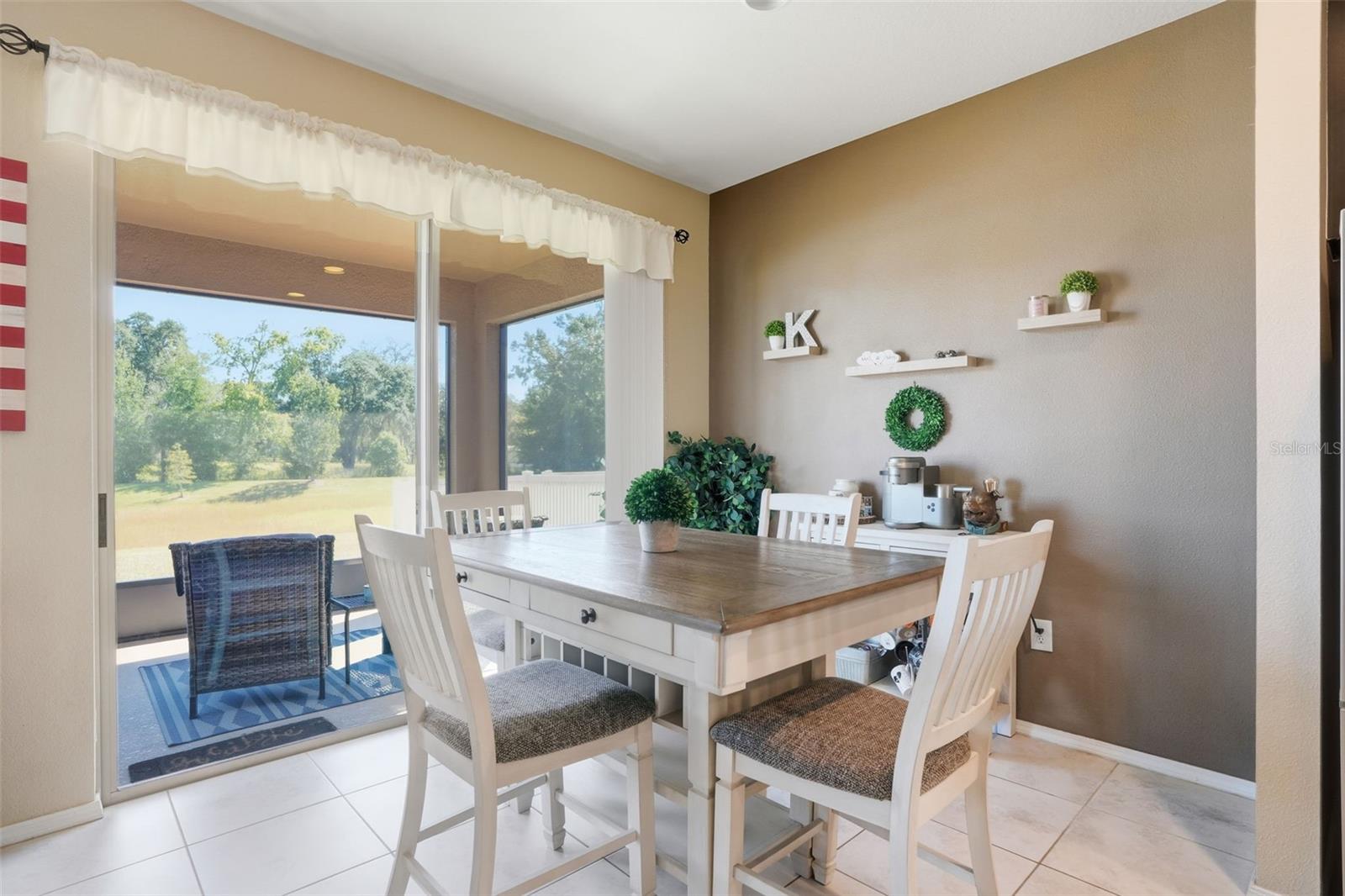 Image 23 of 54 For 988 Scarlet Plume Lane