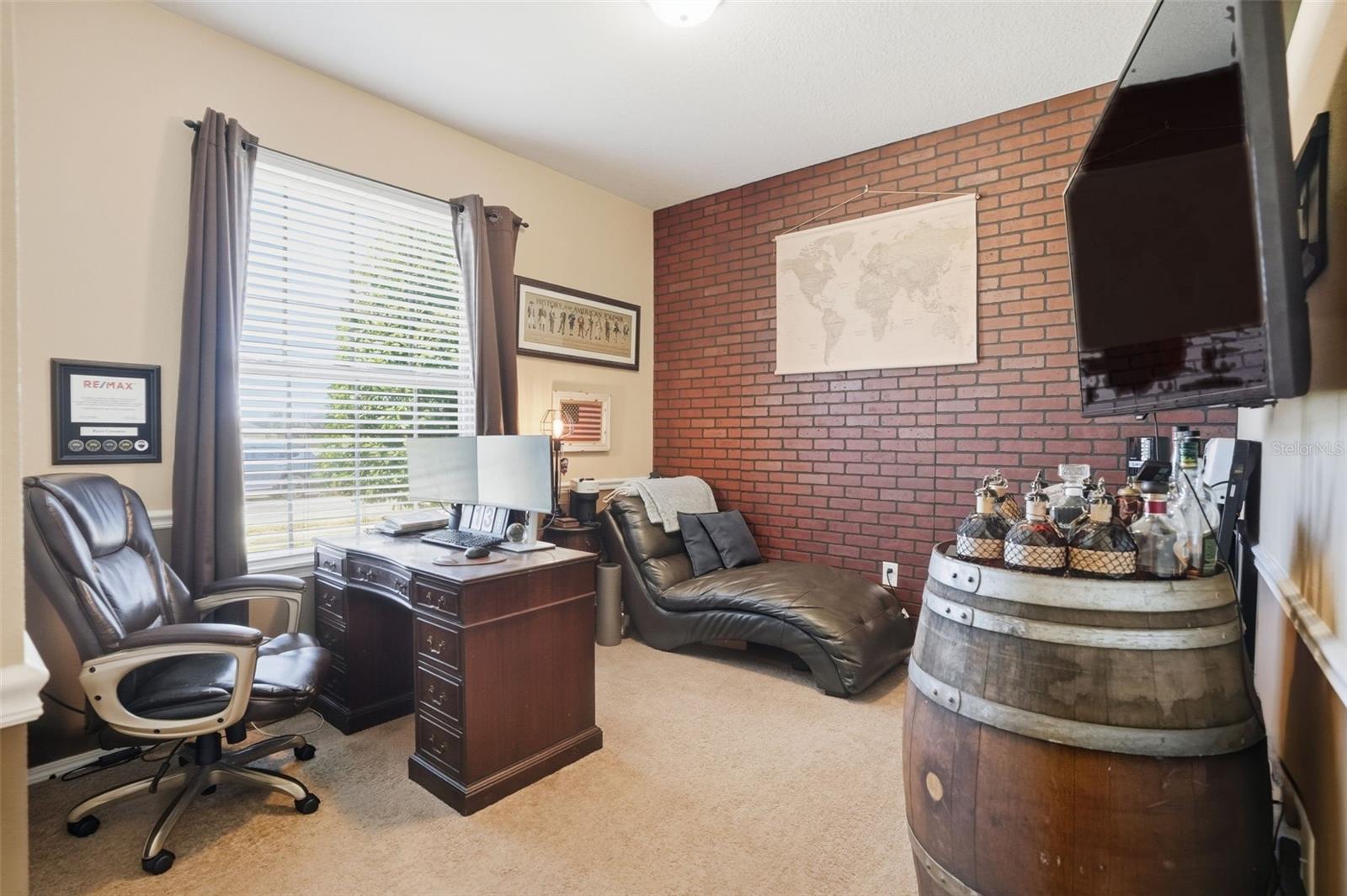 Image 28 of 54 For 988 Scarlet Plume Lane