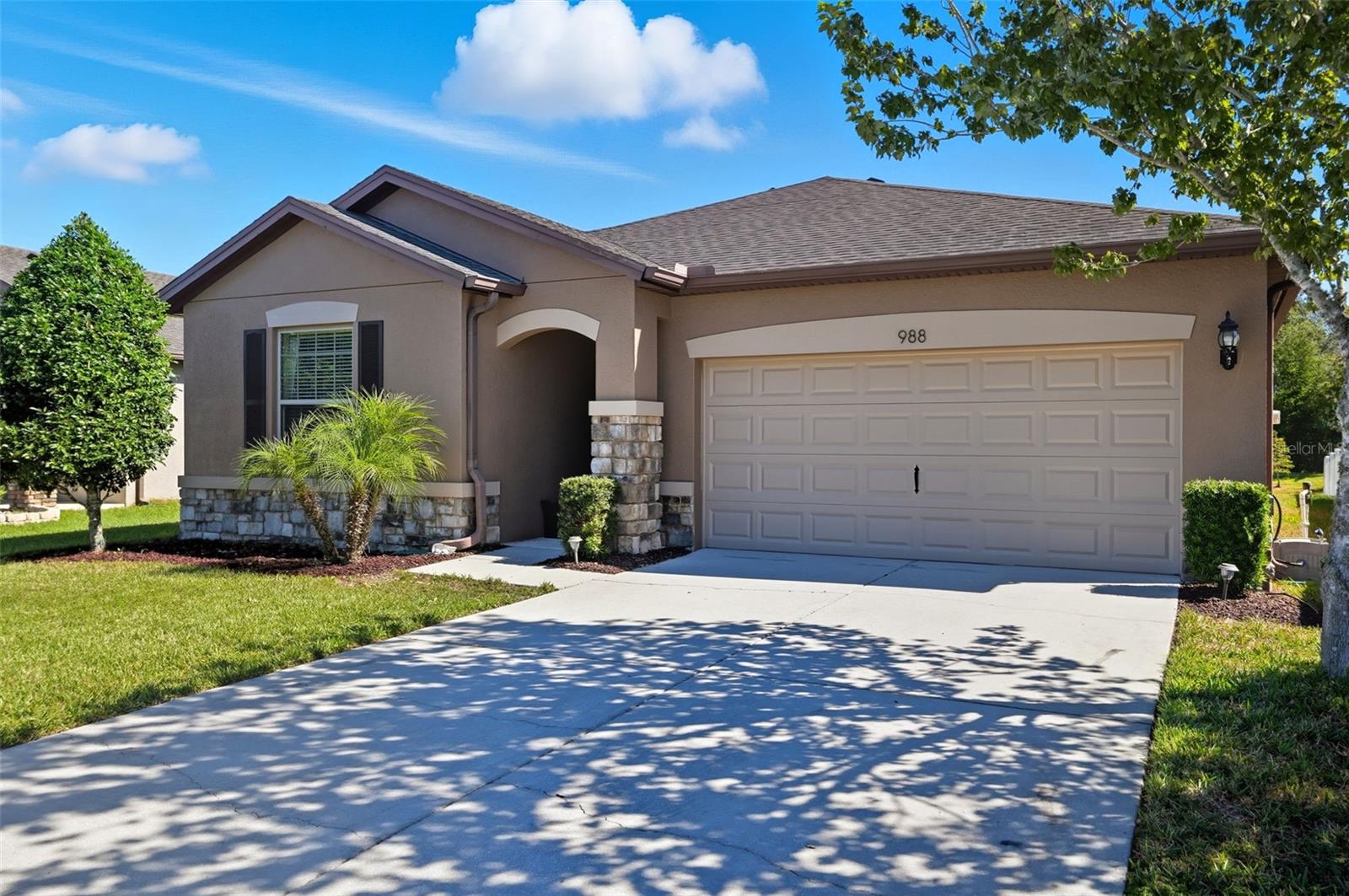 Image 4 of 54 For 988 Scarlet Plume Lane