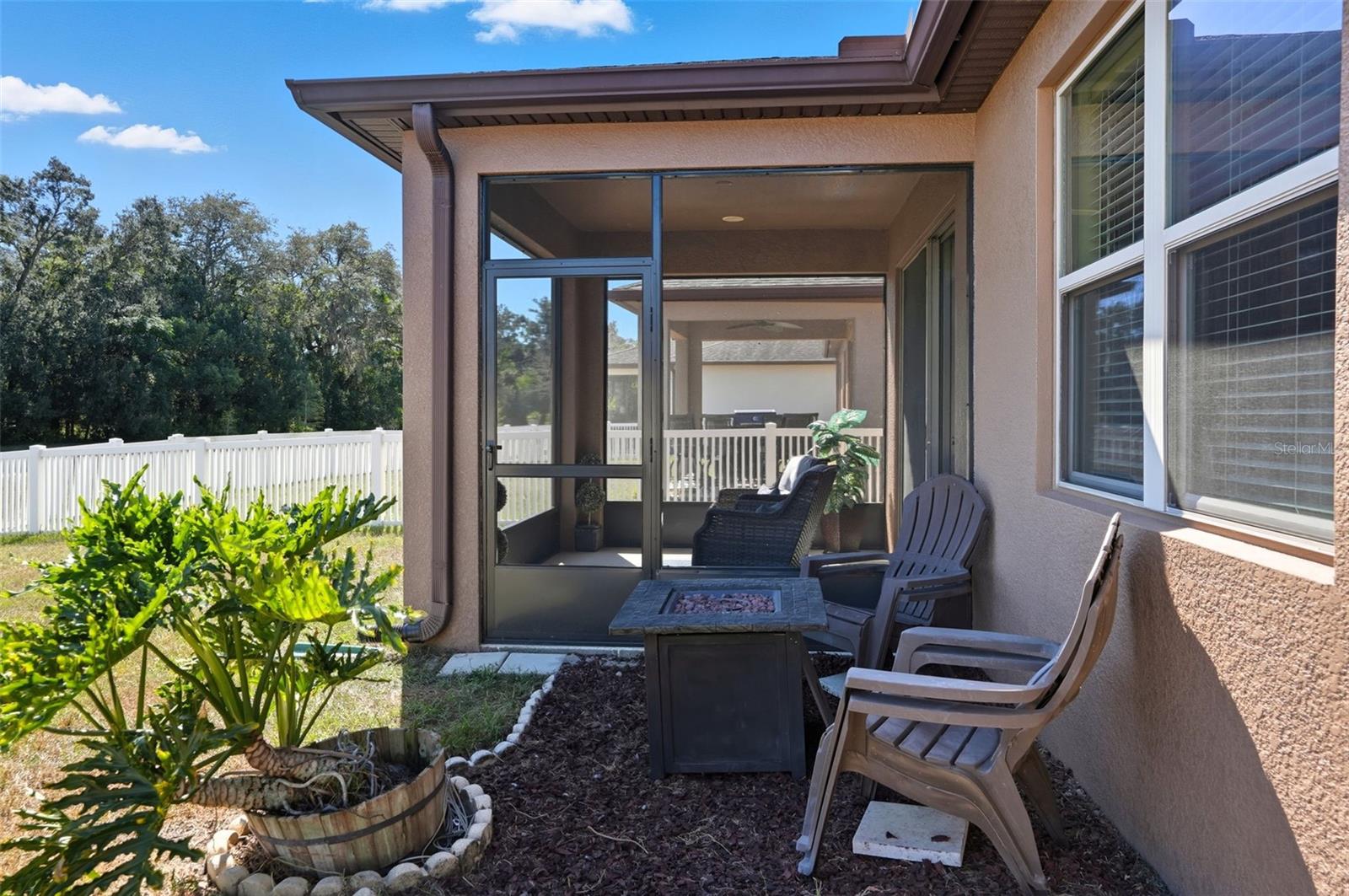 Image 41 of 54 For 988 Scarlet Plume Lane