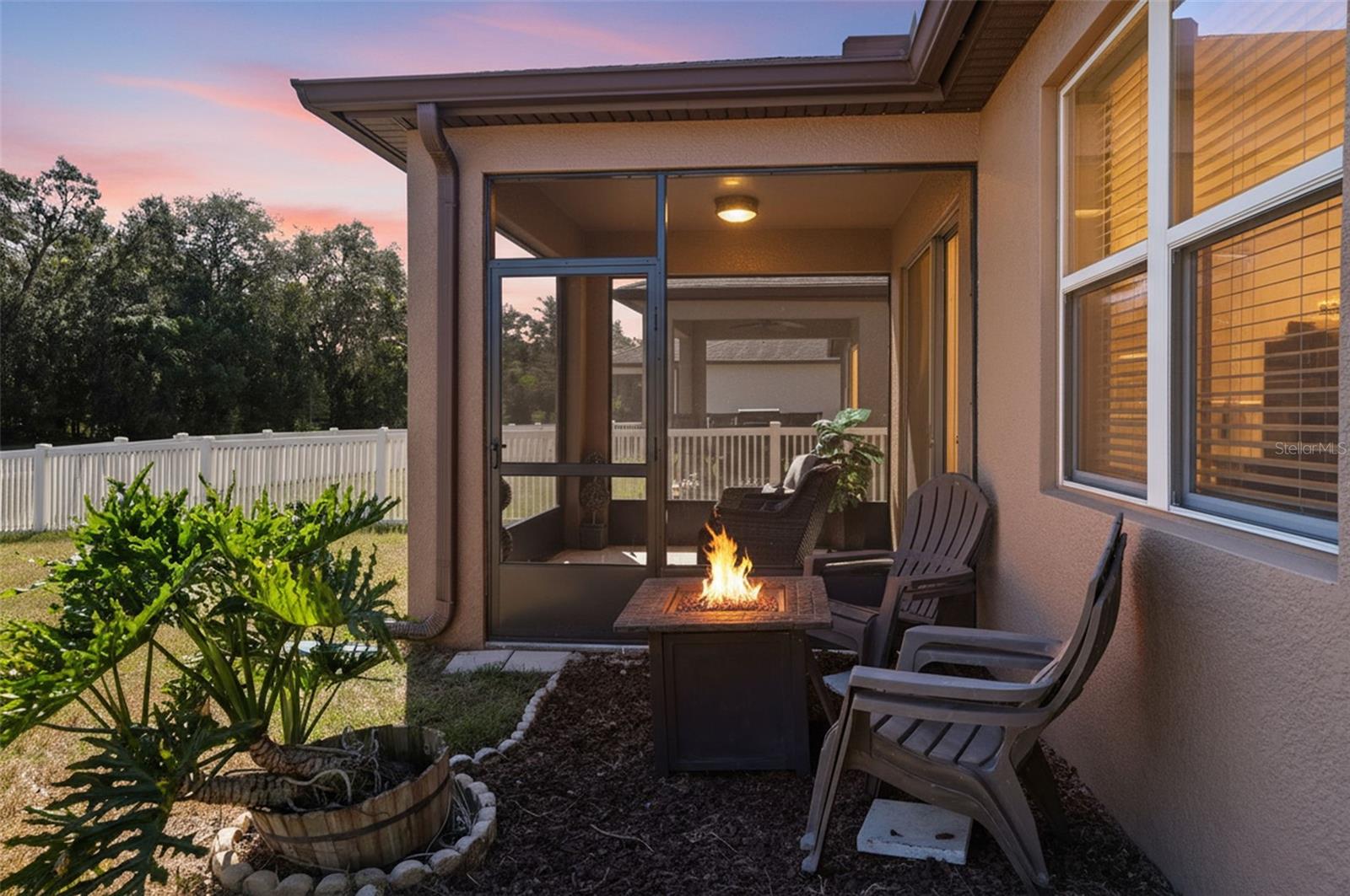 Image 42 of 54 For 988 Scarlet Plume Lane