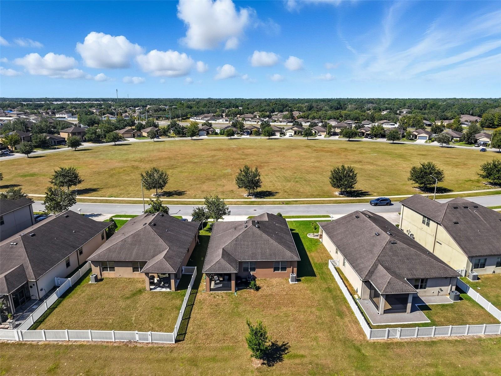 Image 49 of 54 For 988 Scarlet Plume Lane