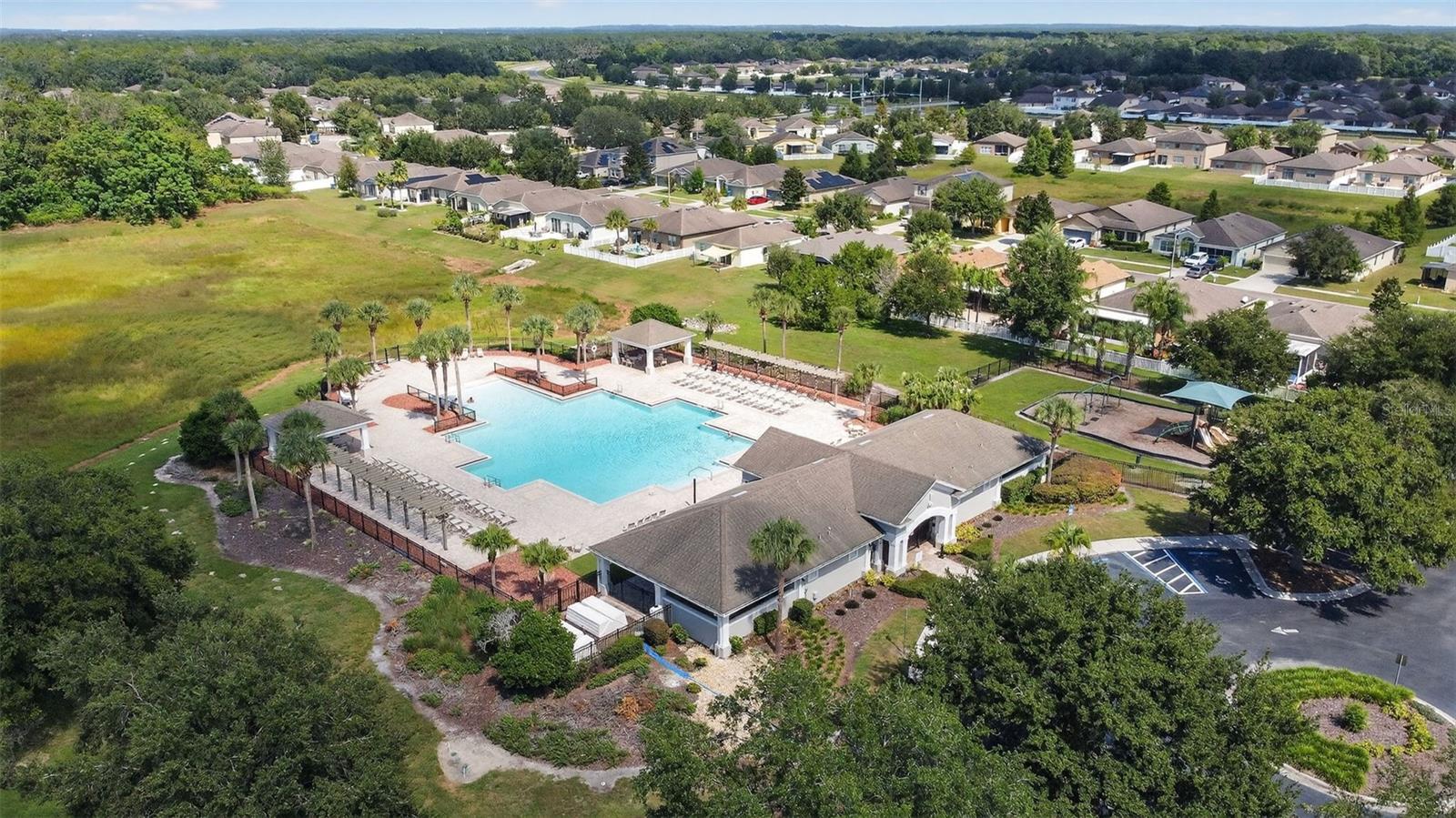 Image 51 of 54 For 988 Scarlet Plume Lane