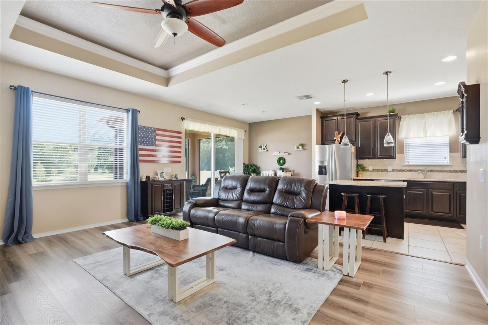 Image 8 of 54 For 988 Scarlet Plume Lane