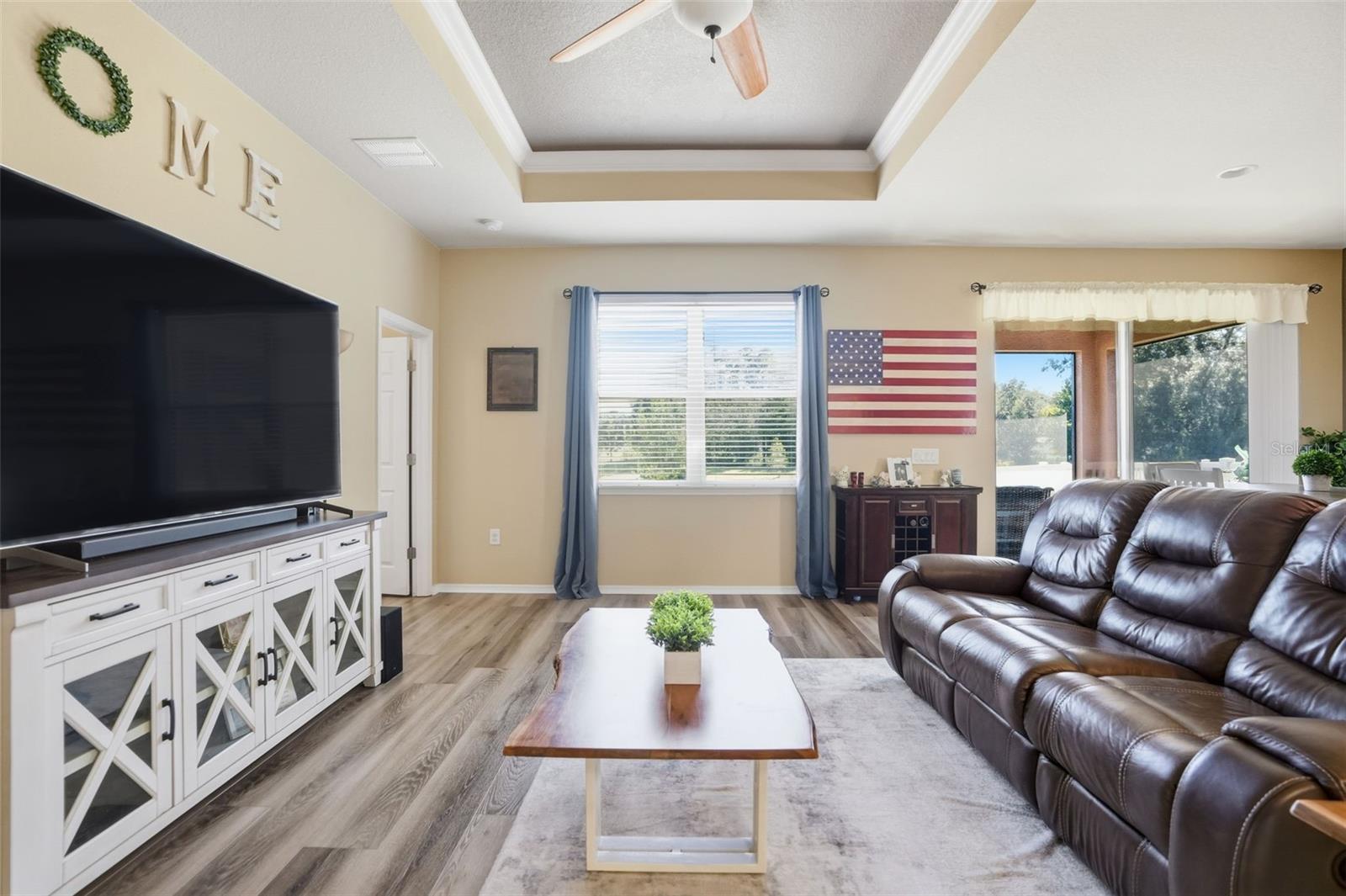 Image 9 of 54 For 988 Scarlet Plume Lane