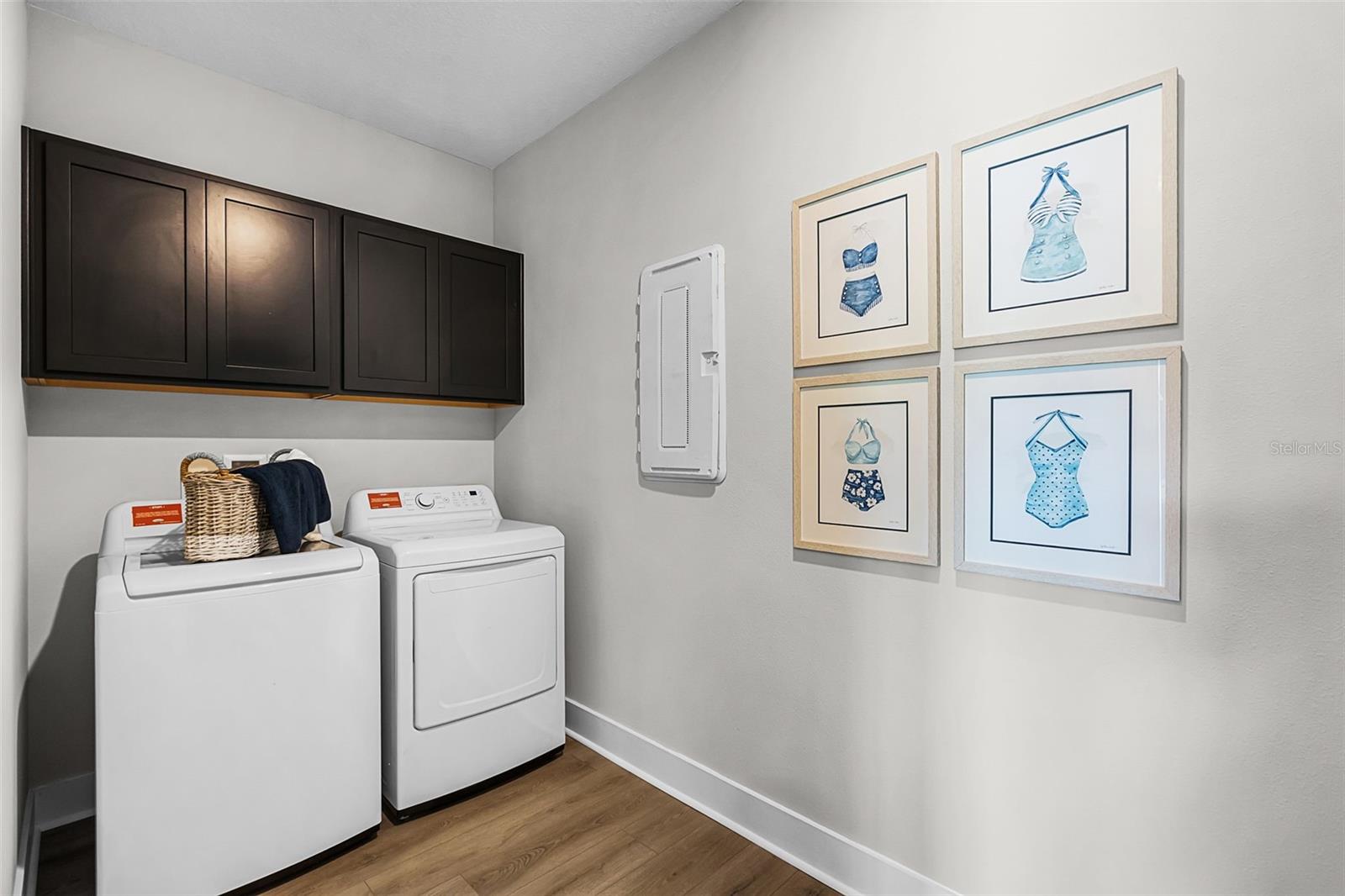 Image 11 of 21 For 740 Mystic Gardens Drive